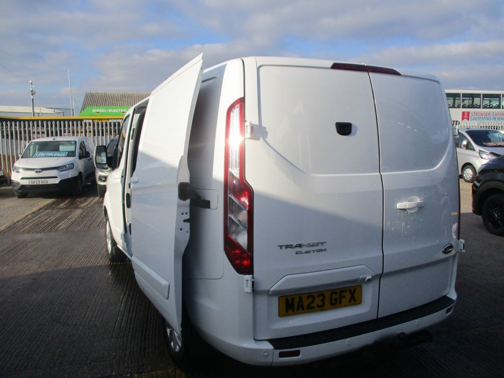 Used Ford Transit Custom 2023 for sale - 76279759: Photo 4