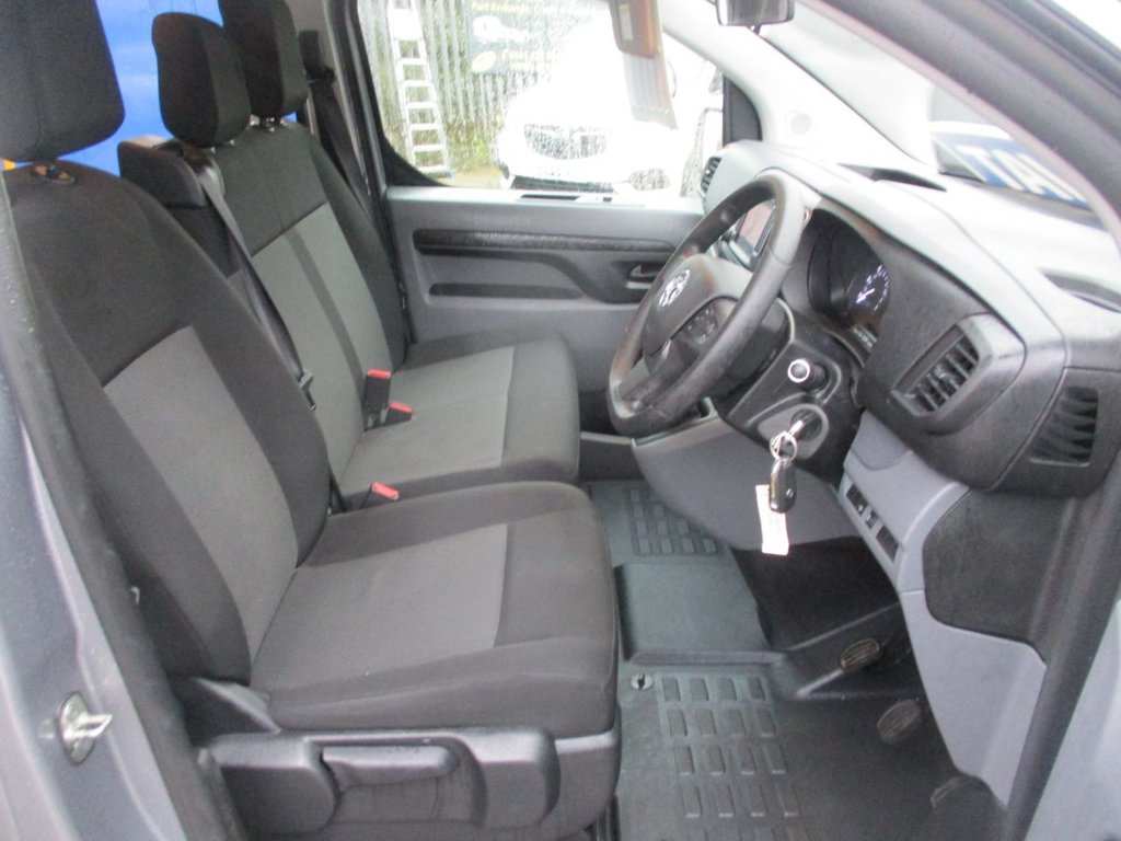 Used Vauxhall Vivaro Life 2022 for sale - 77693077: Photo 11