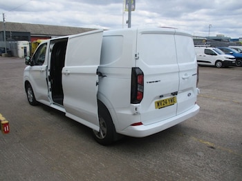 Used Ford Transit Custom 2024 for sale - 75456701: Photo