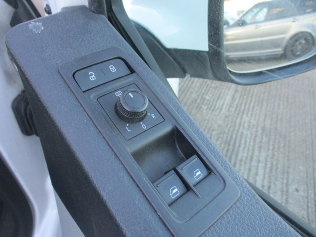 Used Volkswagen Transporter 2019 for sale - 77121810: Photo 10