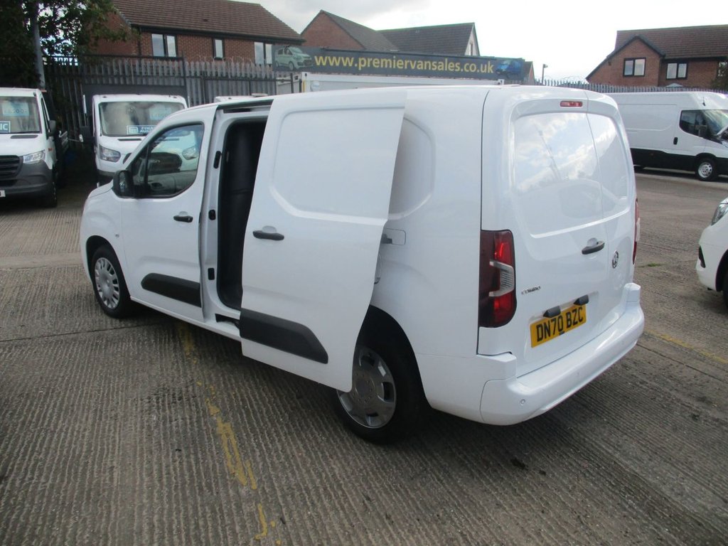 Used Vauxhall Combo 2020 for sale - 76068758: Photo 4
