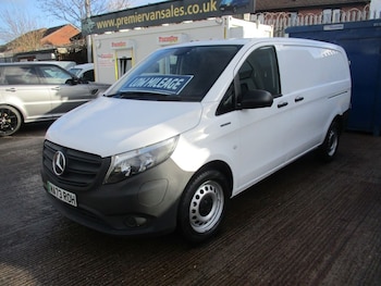 Used Mercedes-Benz Vito 2023 for sale - 77437325: Photo