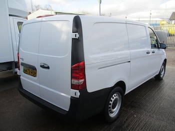 Used Mercedes-Benz Vito 2023 for sale - 77437325: Photo