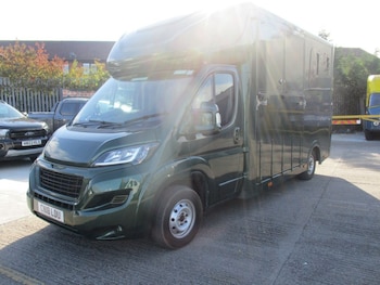 Used Peugeot Boxer 2018 for sale - 76056866: Photo