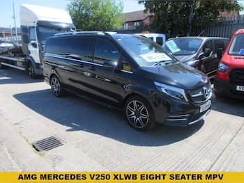 Used Mercedes-Benz V-Class 2019 for sale - 79358317: Photo