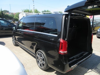 Used Mercedes-Benz V-Class 2019 for sale - 79358317: Photo