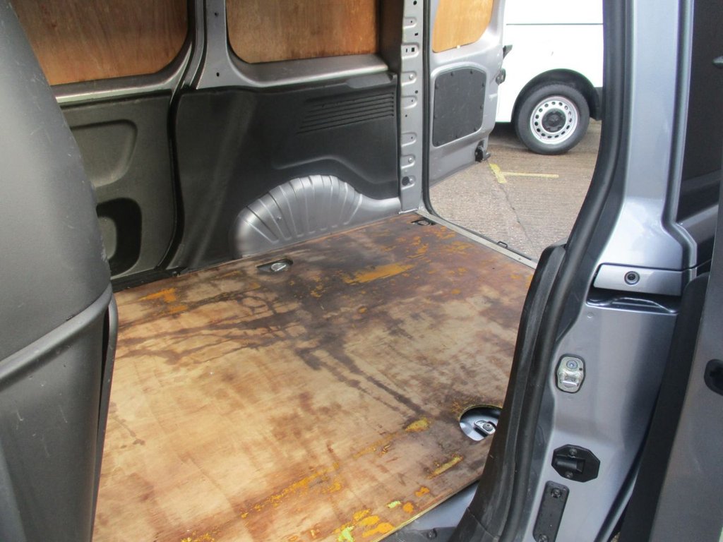 Used Peugeot Partner 2022 for sale - 76406949: Photo 9