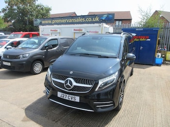 Used Mercedes-Benz V-Class 2019 for sale - 79244891: Photo