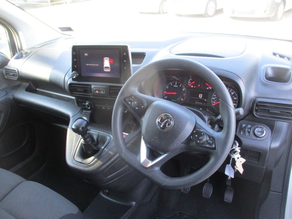 Used Vauxhall Combo 2022 for sale - 77748896: Photo 10