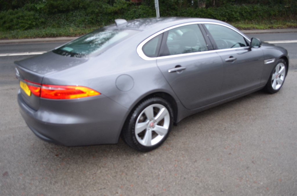 Used Jaguar XF 2015 for sale - 77389276: Photo 16