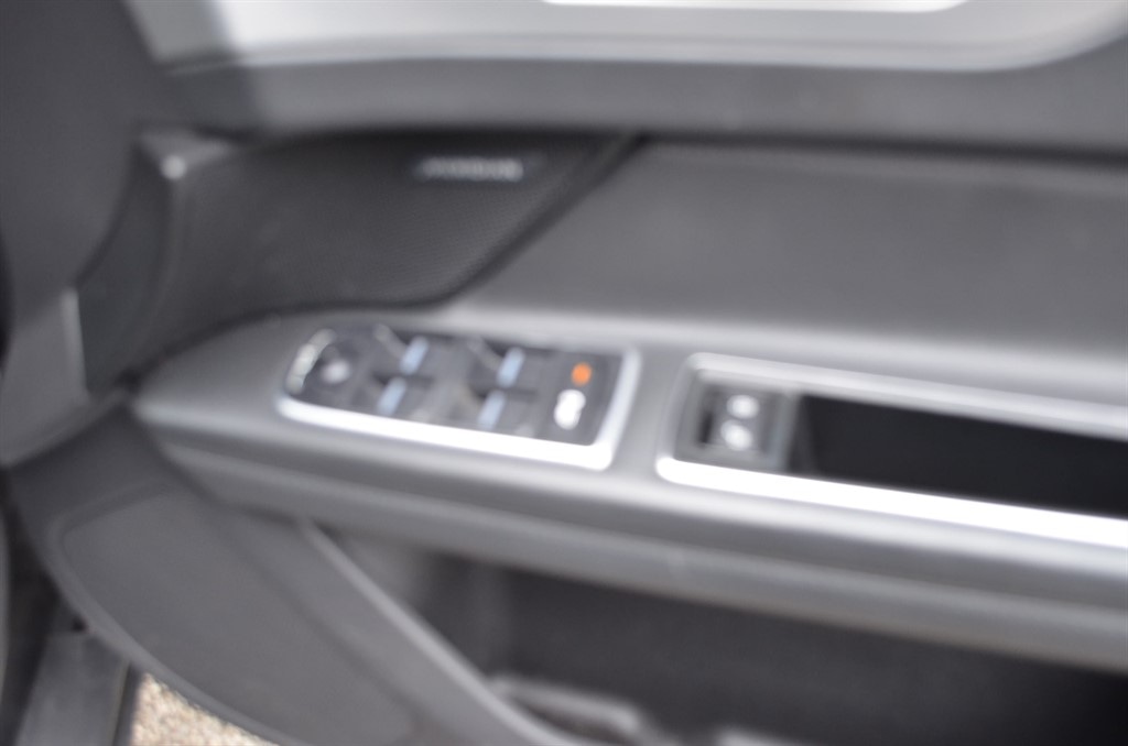 Used Jaguar XF 2015 for sale - 77389276: Photo 24