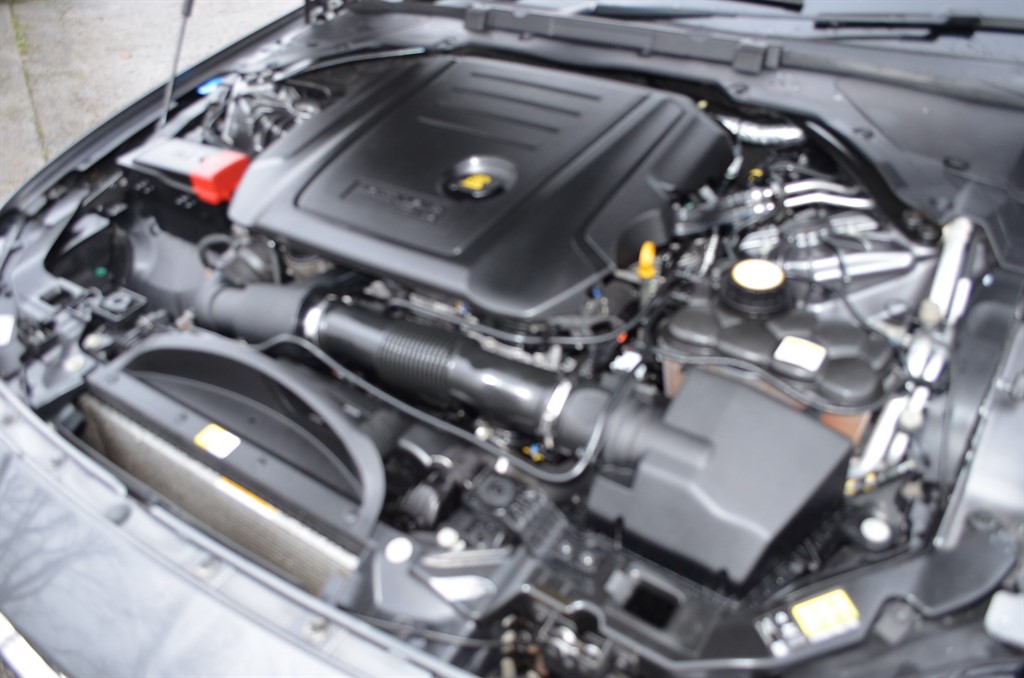 Used Jaguar XF 2015 for sale - 77389276: Photo 32