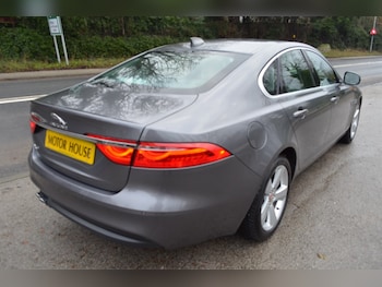Used Jaguar XF 2015 for sale - 77389276: Photo