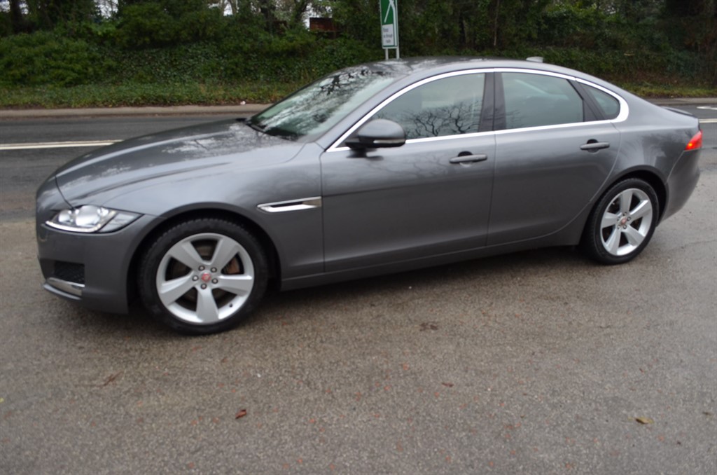 Used Jaguar XF 2015 for sale - 77389276: Photo 9