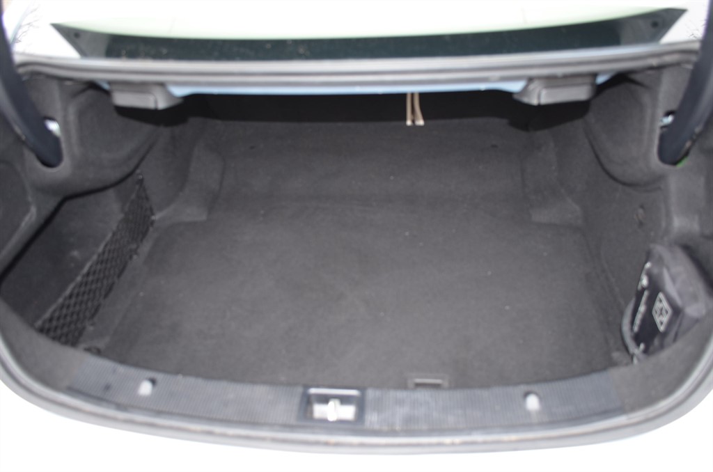 Used Mercedes-Benz E Class 2015 for sale - 78133727: Photo 41