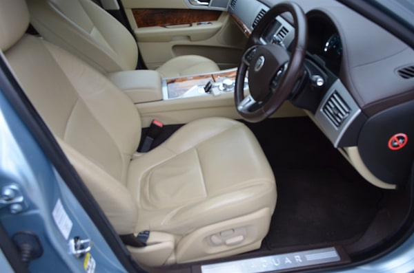 Used Jaguar XF 2012 for sale - 76265757: Photo 25