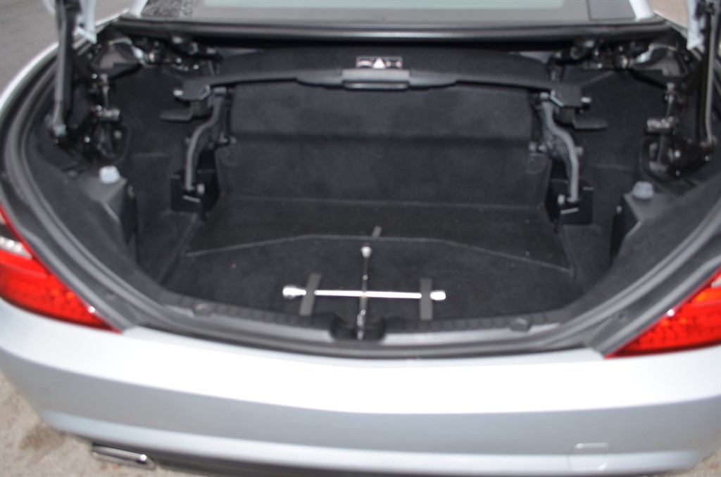 Used Mercedes-Benz SLK 2013 for sale - 78187232: Photo 36