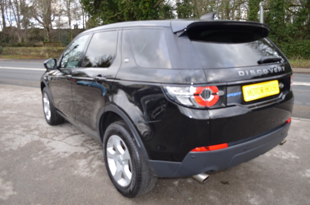 Used Land Rover Discovery Sport 2017 for sale - 77274654: Photo 12