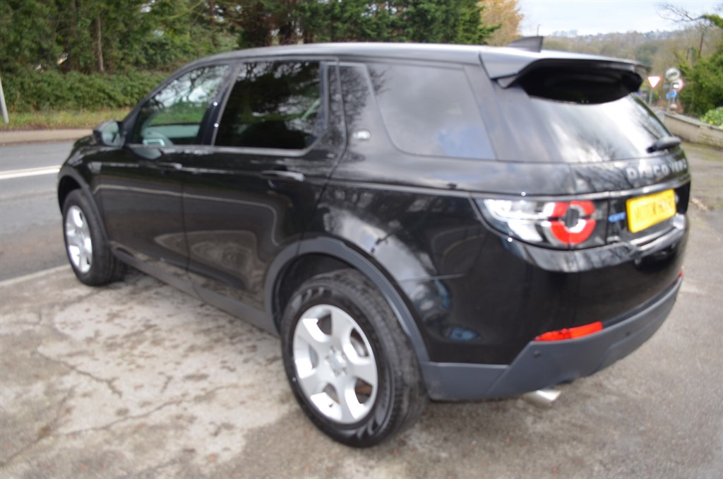 Used Land Rover Discovery Sport 2017 for sale - 77274654: Photo 4