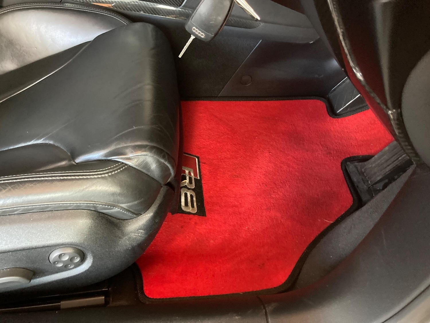 Used Audi R8 2009 for sale - 76349188: Photo 17