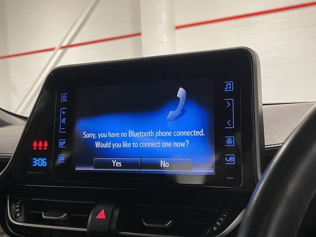 Used Toyota C-HR 2017 for sale - 76923173: Photo 15