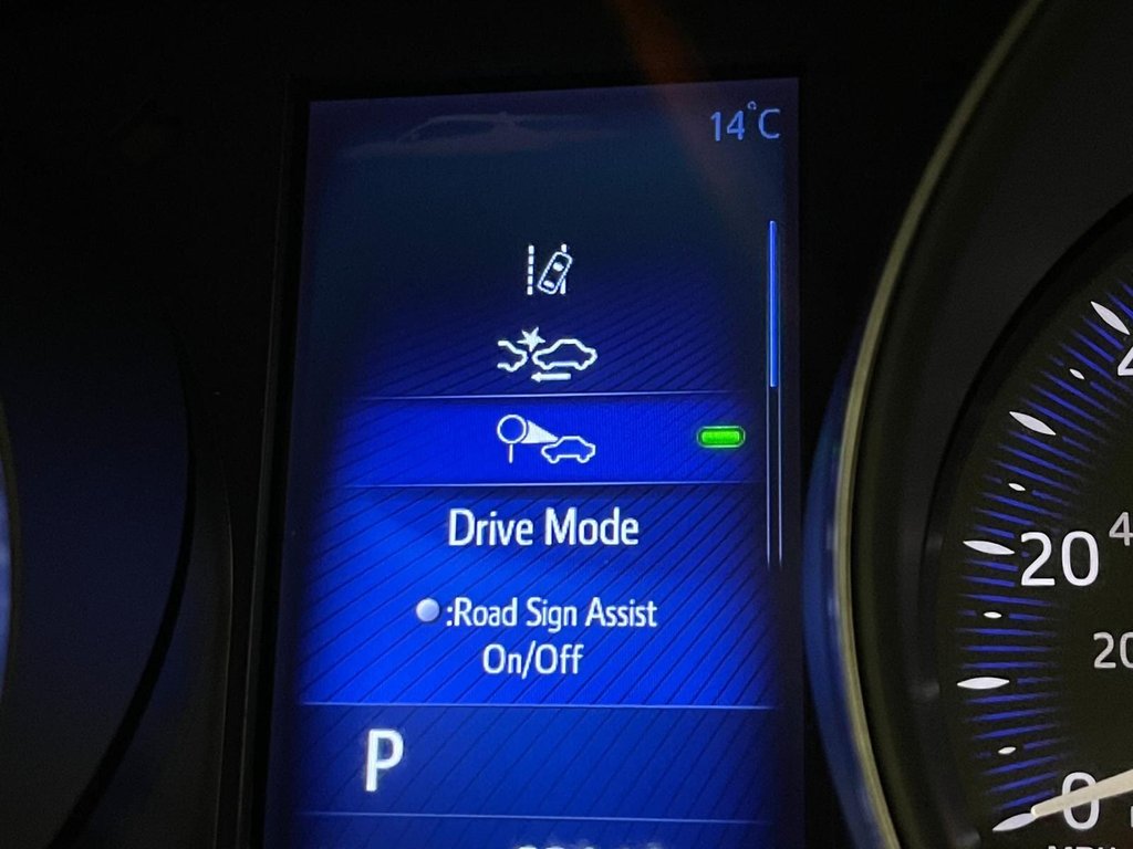 Used Toyota C-HR 2017 for sale - 76923173: Photo 19