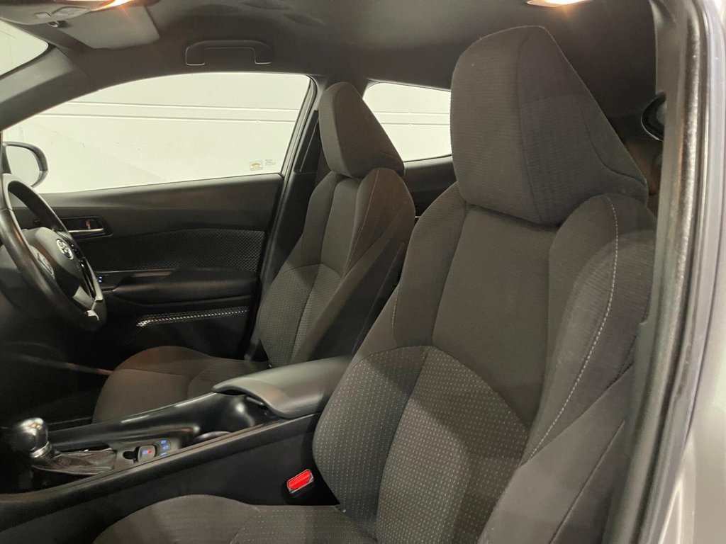 Used Toyota C-HR 2017 for sale - 76923173: Photo 29