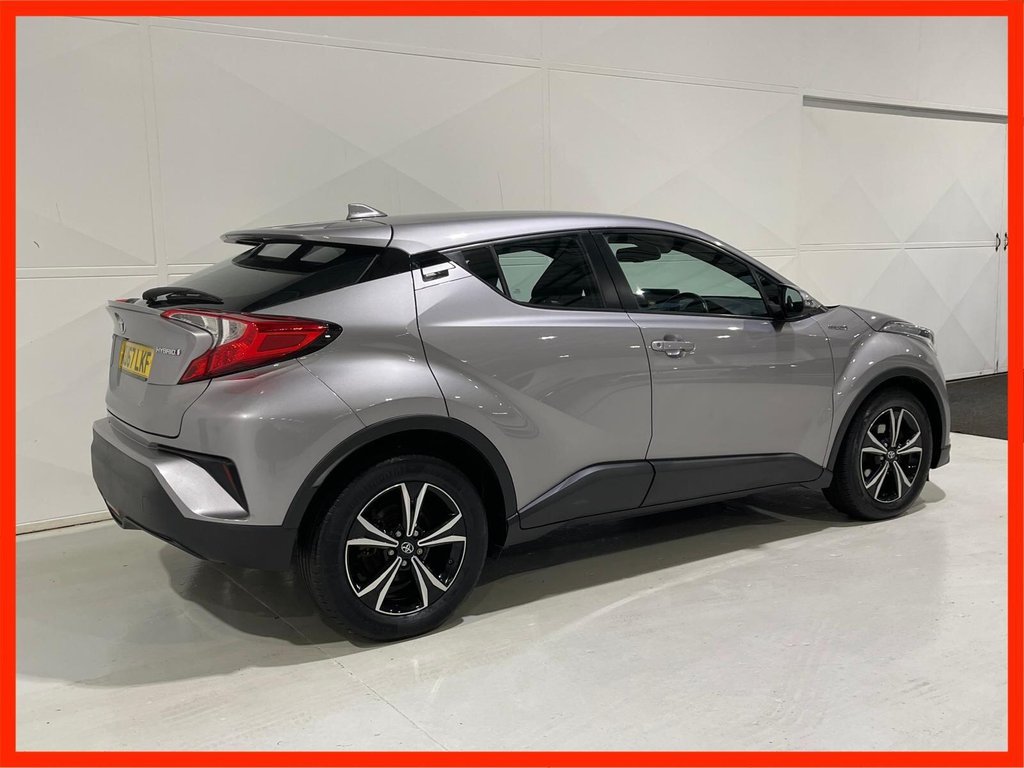 Used Toyota C-HR 2017 for sale - 76923173: Photo 3