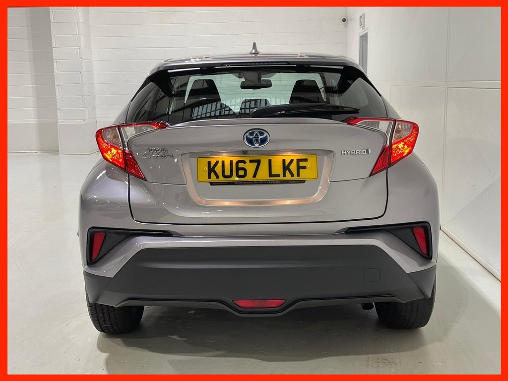 Used Toyota C-HR 2017 for sale - 76923173: Photo 4