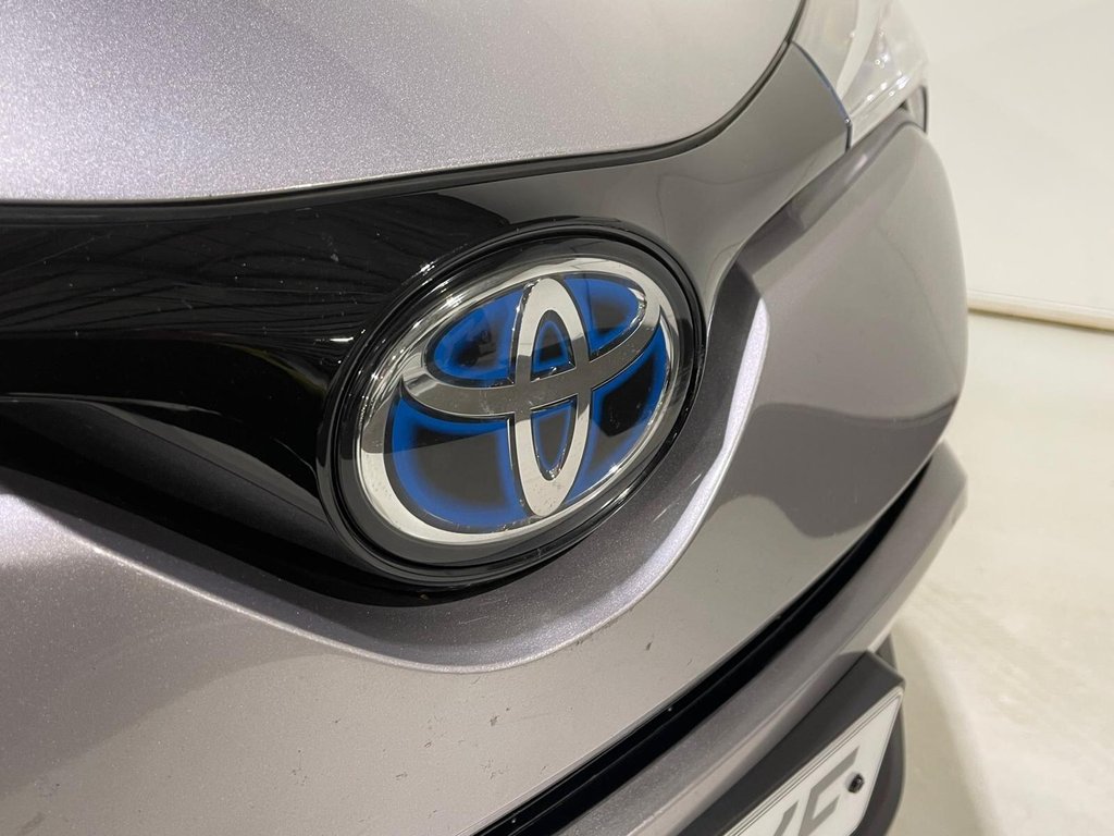 Used Toyota C-HR 2017 for sale - 76923173: Photo 44