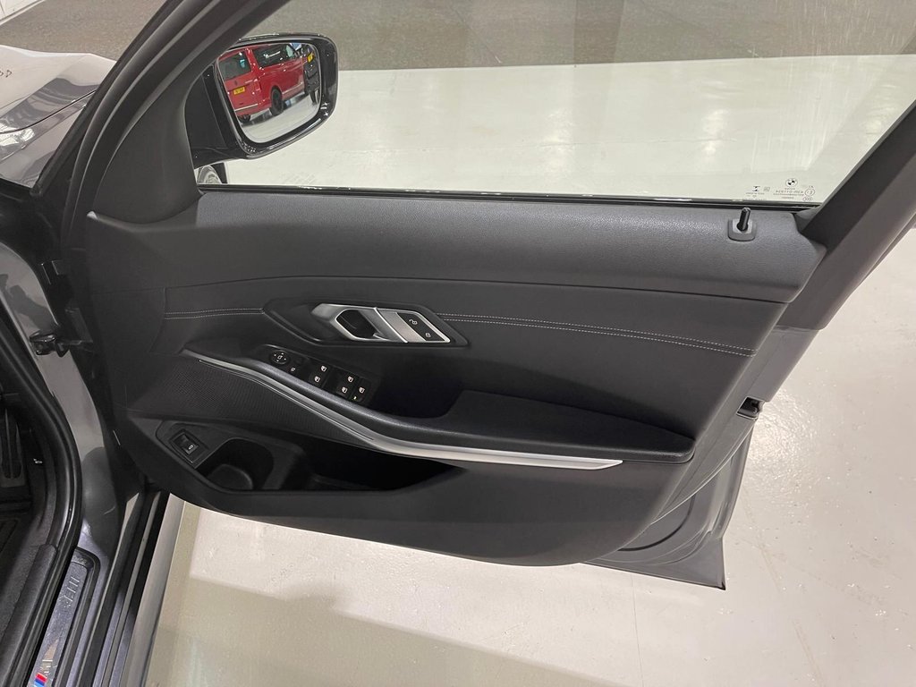 Used BMW 3 Series 2021 for sale - 76495962: Photo 26