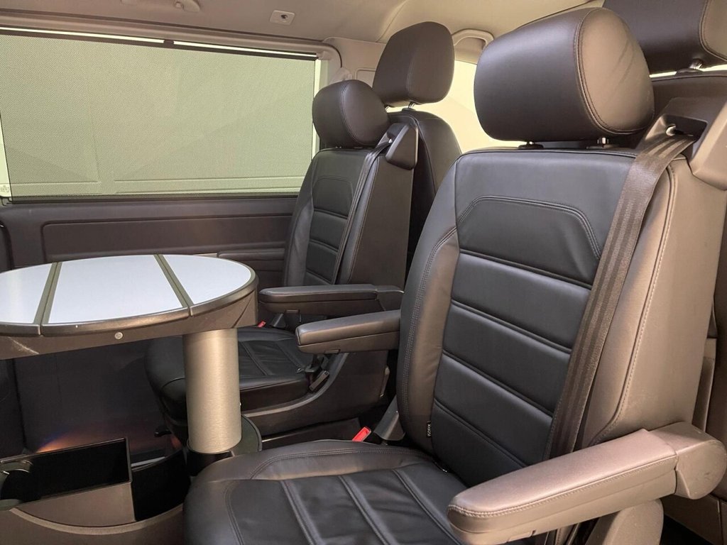 Used Volkswagen Caravelle 2018 for sale - 76481560: Photo 38