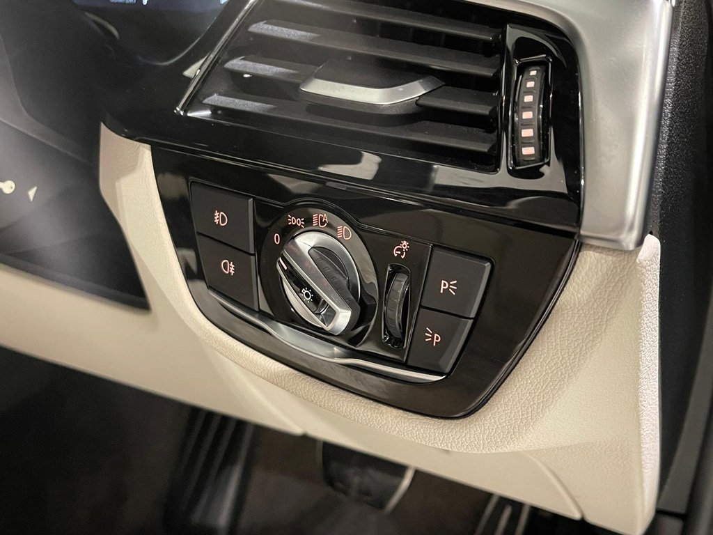 Used BMW 5 Series 2018 for sale - 77356724: Photo 26