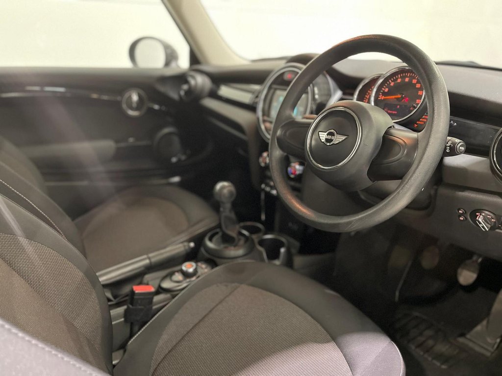 Used MINI Hatch 2017 for sale - 77383846: Photo 10