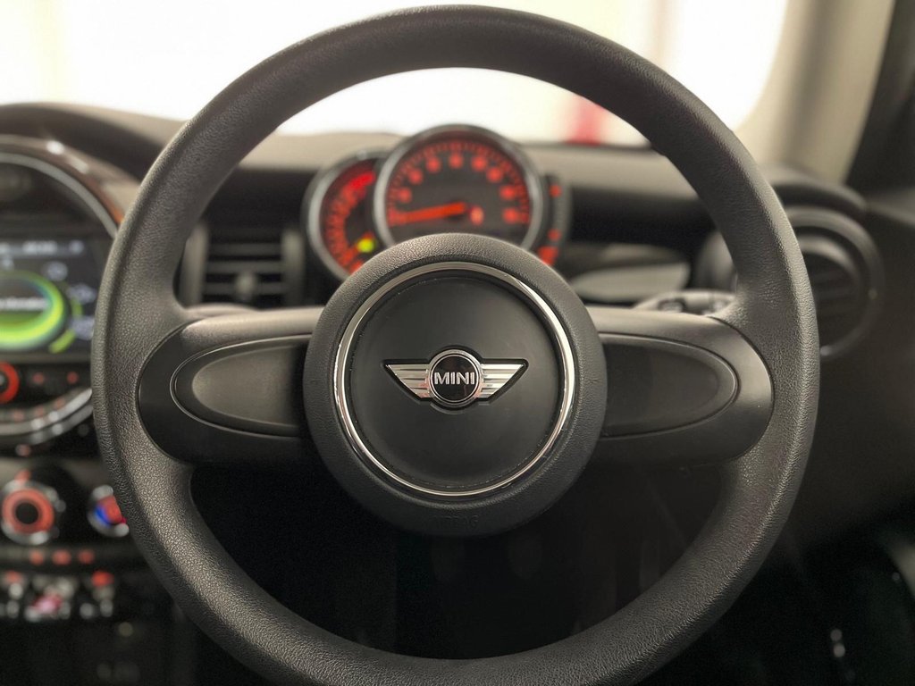 Used MINI Hatch 2017 for sale - 77383846: Photo 17