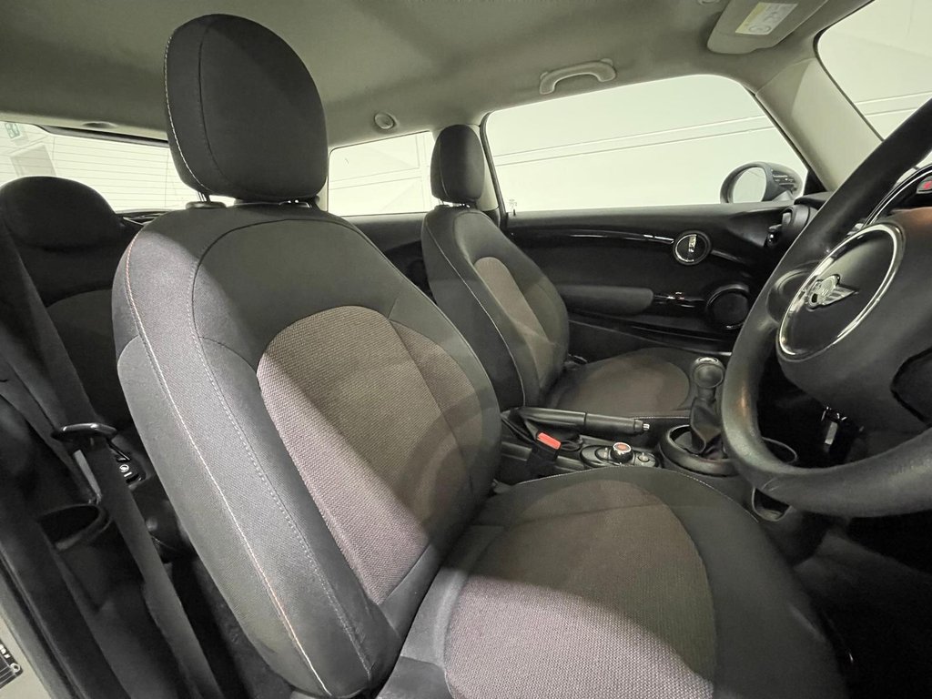 Used MINI Hatch 2017 for sale - 77383846: Photo 24