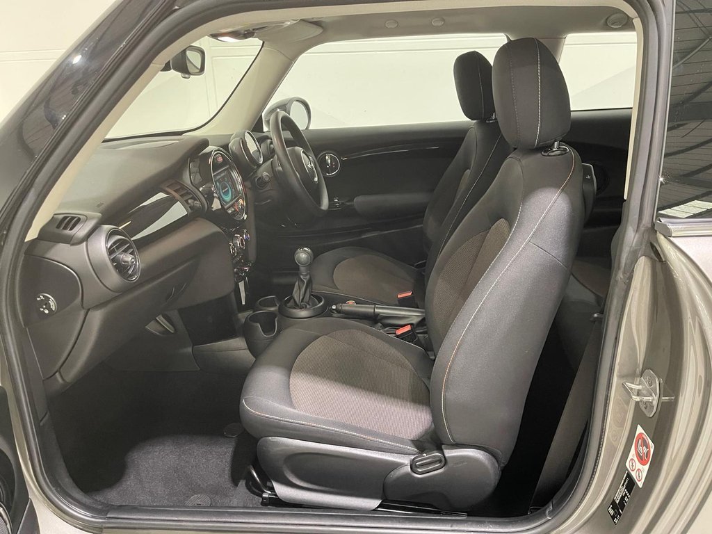 Used MINI Hatch 2017 for sale - 77383846: Photo 26