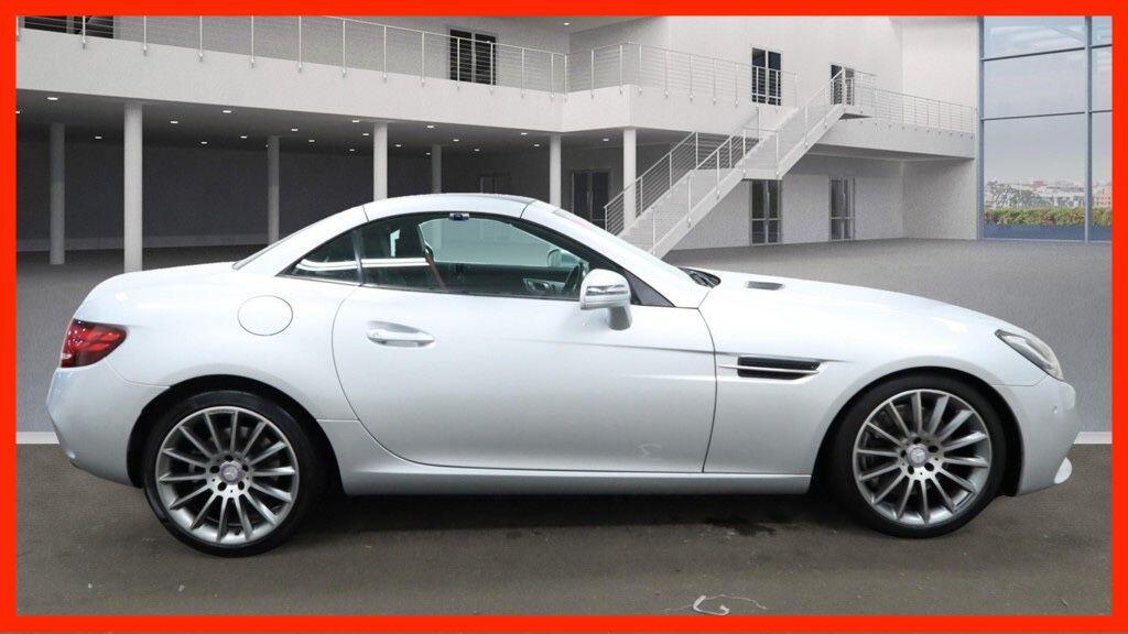 Used Mercedes-Benz SLC 2016 for sale - 76397918: Photo 2