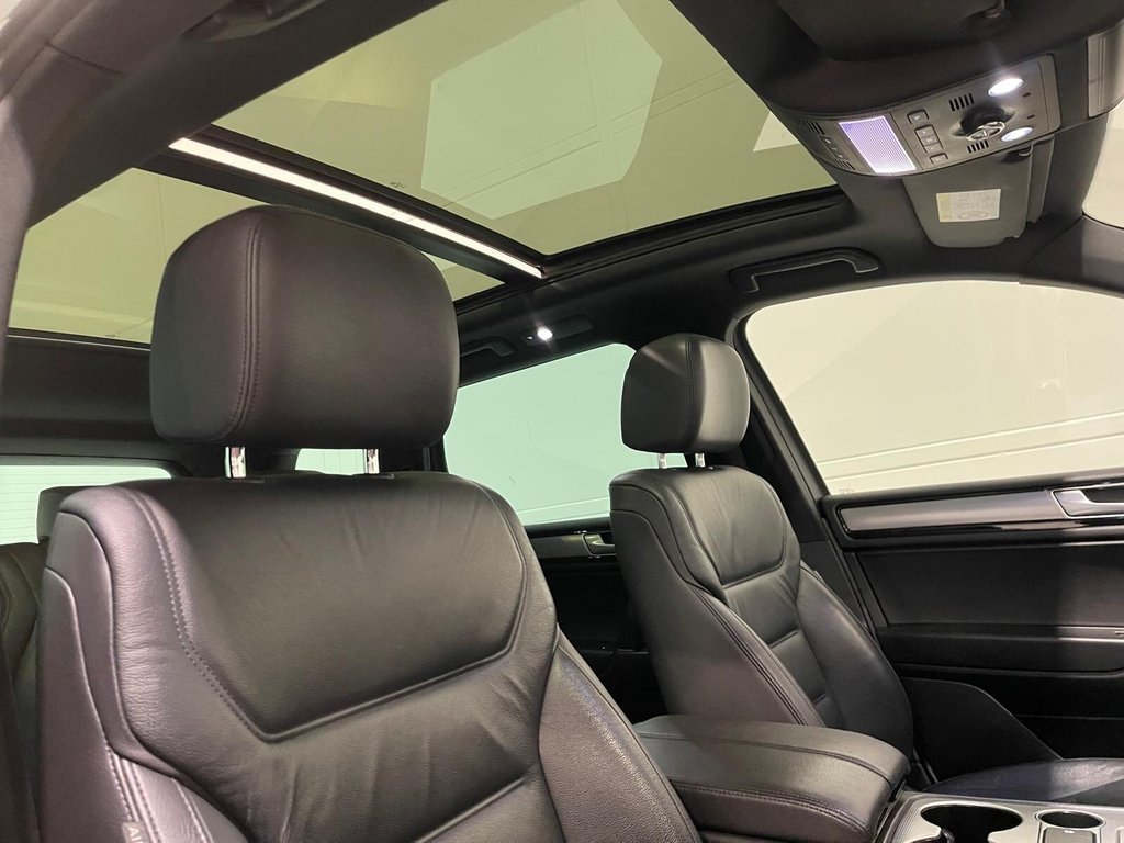 Used Volkswagen Touareg 2016 for sale - 76784179: Photo 31