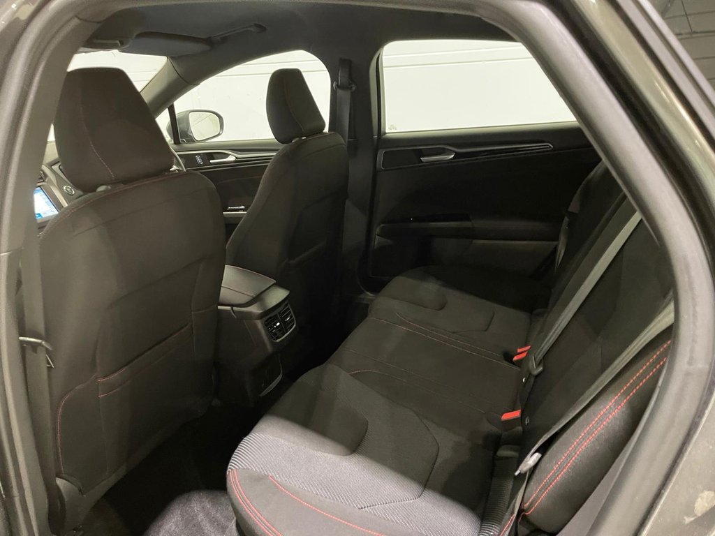 Used Ford Mondeo 2018 for sale - 77153808: Photo 30