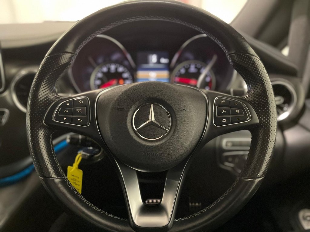 Used Mercedes-Benz V-Class 2019 for sale - 77521441: Photo 12