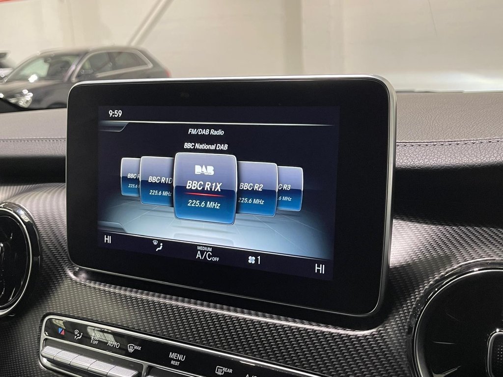 Used Mercedes-Benz V-Class 2019 for sale - 77521441: Photo 18