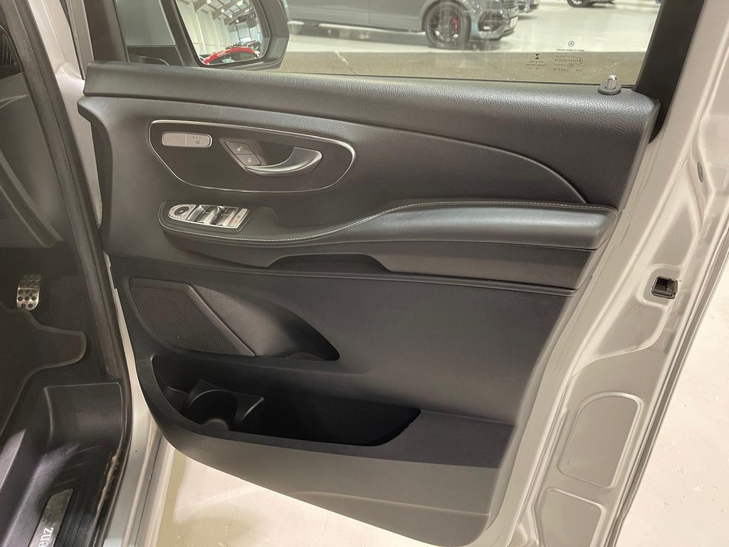 Used Mercedes-Benz V-Class 2019 for sale - 77521441: Photo 25