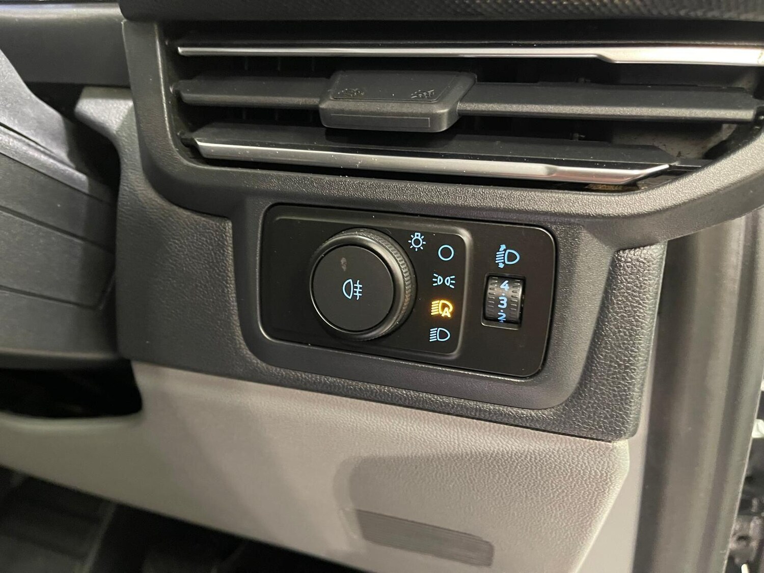 Used Ford Transit Custom 2024 for sale - 76398996: Photo 22