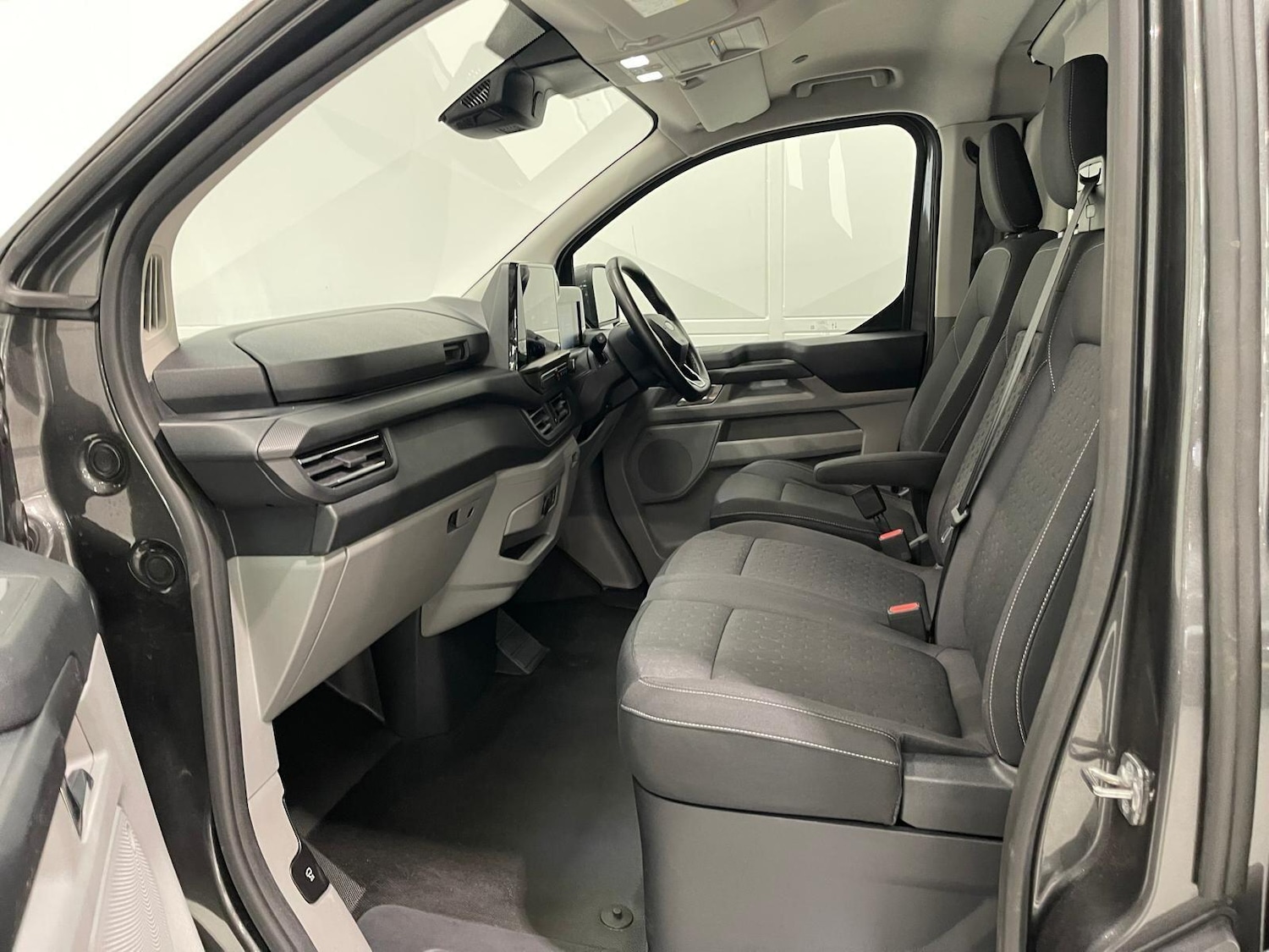 Used Ford Transit Custom 2024 for sale - 76398996: Photo 29