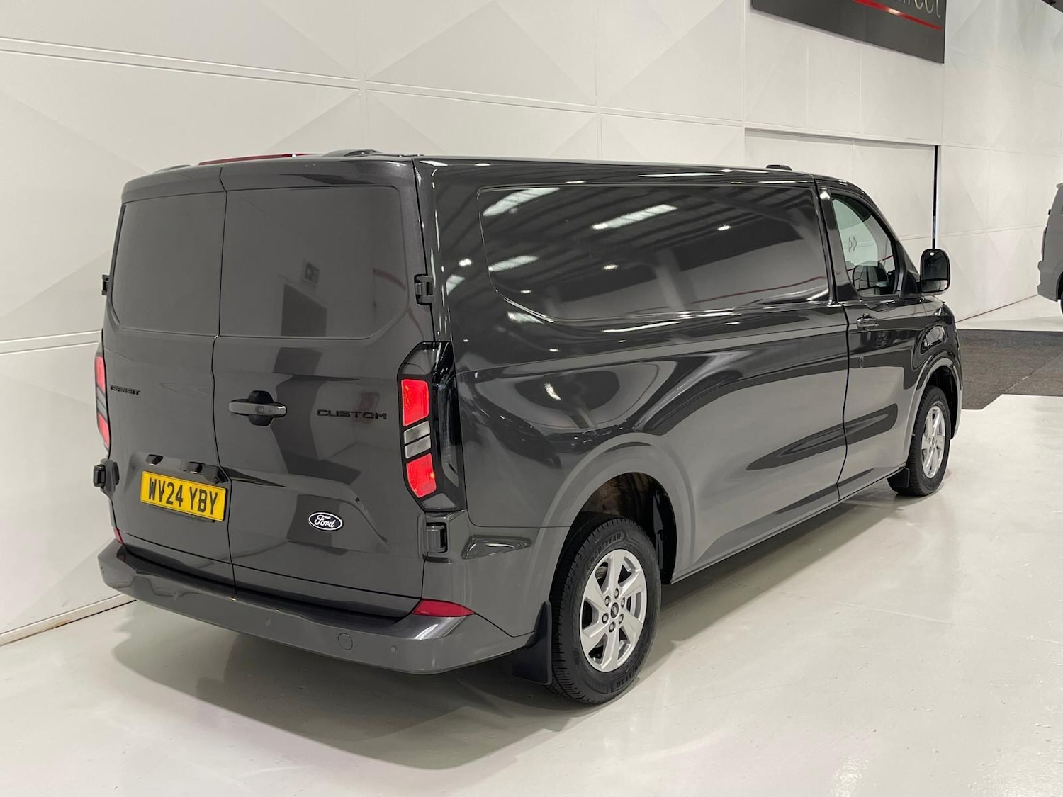 Used Ford Transit Custom 2024 for sale - 76398996: Photo 41