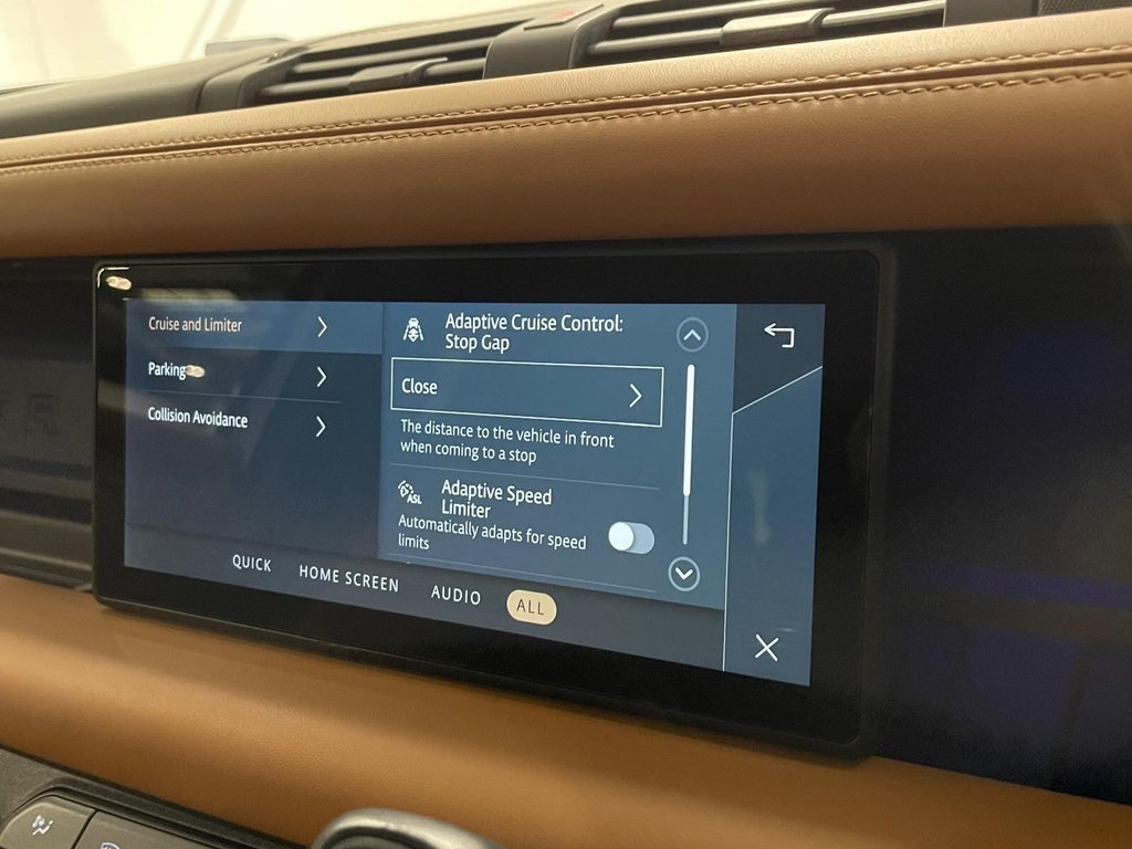 Used Land Rover Defender 110 2020 for sale - 77547217: Photo 18