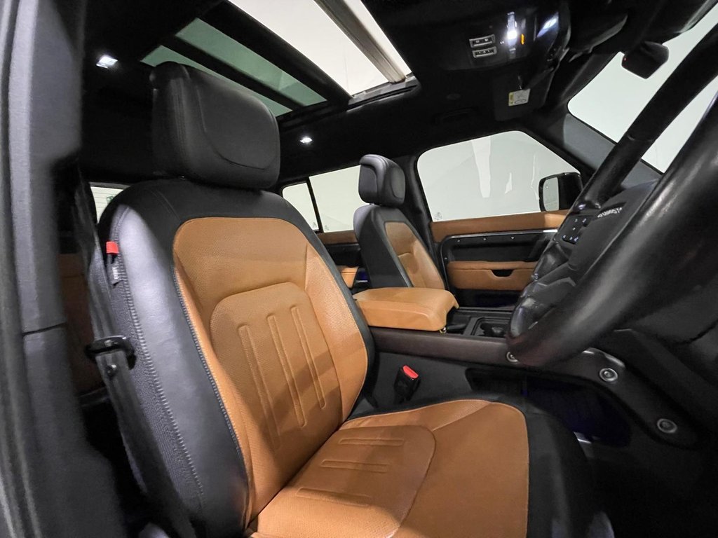 Used Land Rover Defender 110 2020 for sale - 77547217: Photo 33