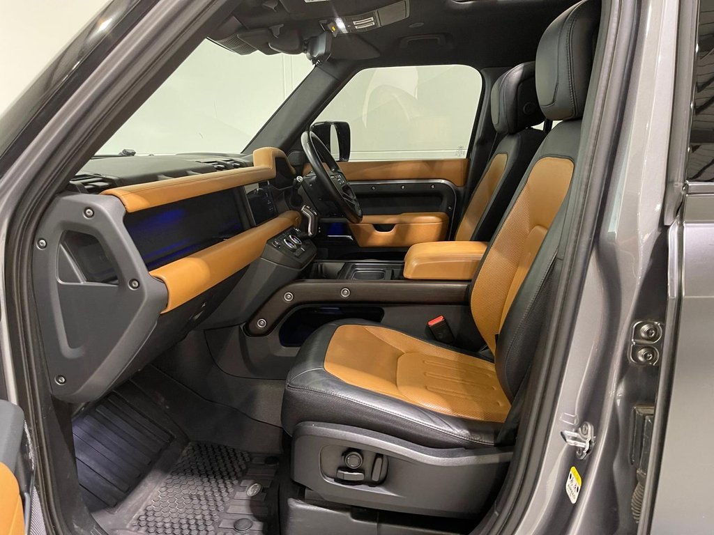 Used Land Rover Defender 110 2020 for sale - 77547217: Photo 36