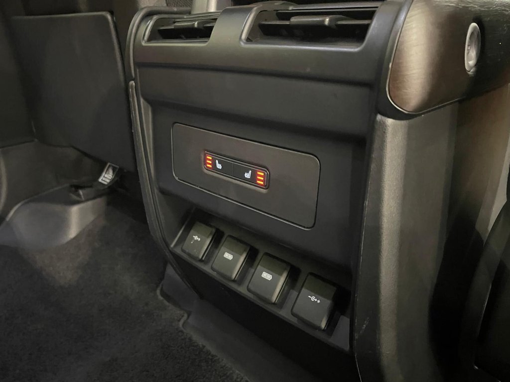 Used Land Rover Defender 110 2020 for sale - 77547217: Photo 42